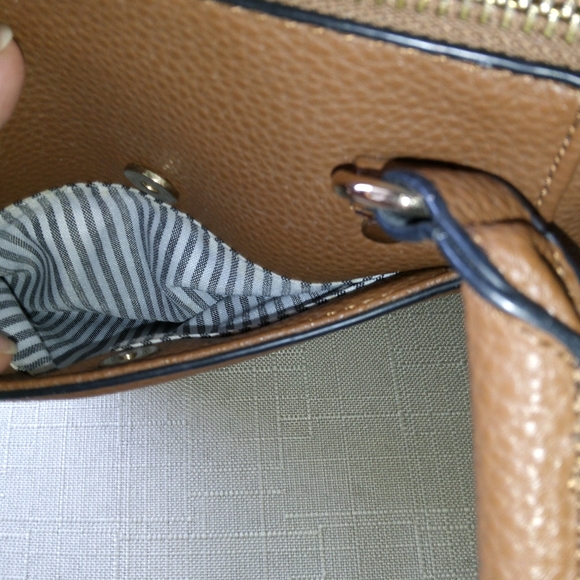 Kate and Alex Hand bag - Picture 4 of 5